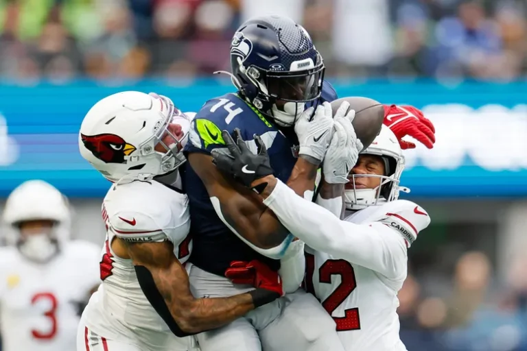Seahawks Star Wide Receiver gets knee injury update after win over Jets