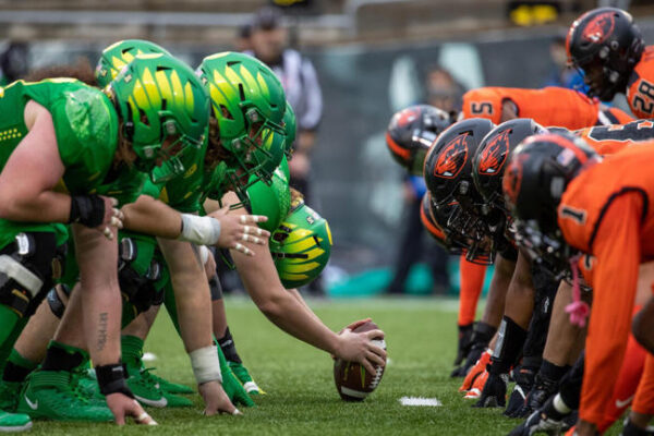 Oregon Lands Fast-Rising QB in Bold Commitment Flip Over SEC Giants